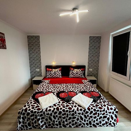 Calypso Rooms Făgăraş Екстериор снимка