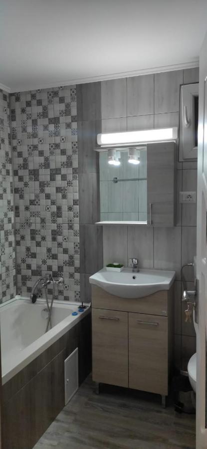 Calypso Rooms Făgăraş Екстериор снимка