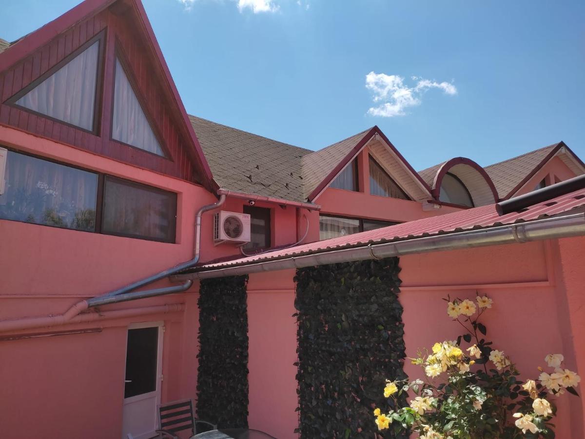 Calypso Rooms Făgăraş Екстериор снимка