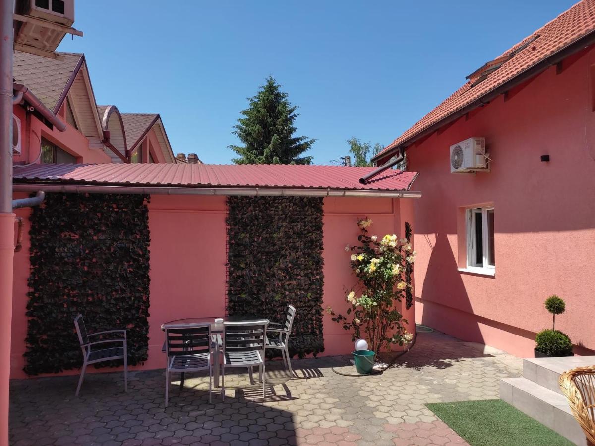 Calypso Rooms Făgăraş Екстериор снимка