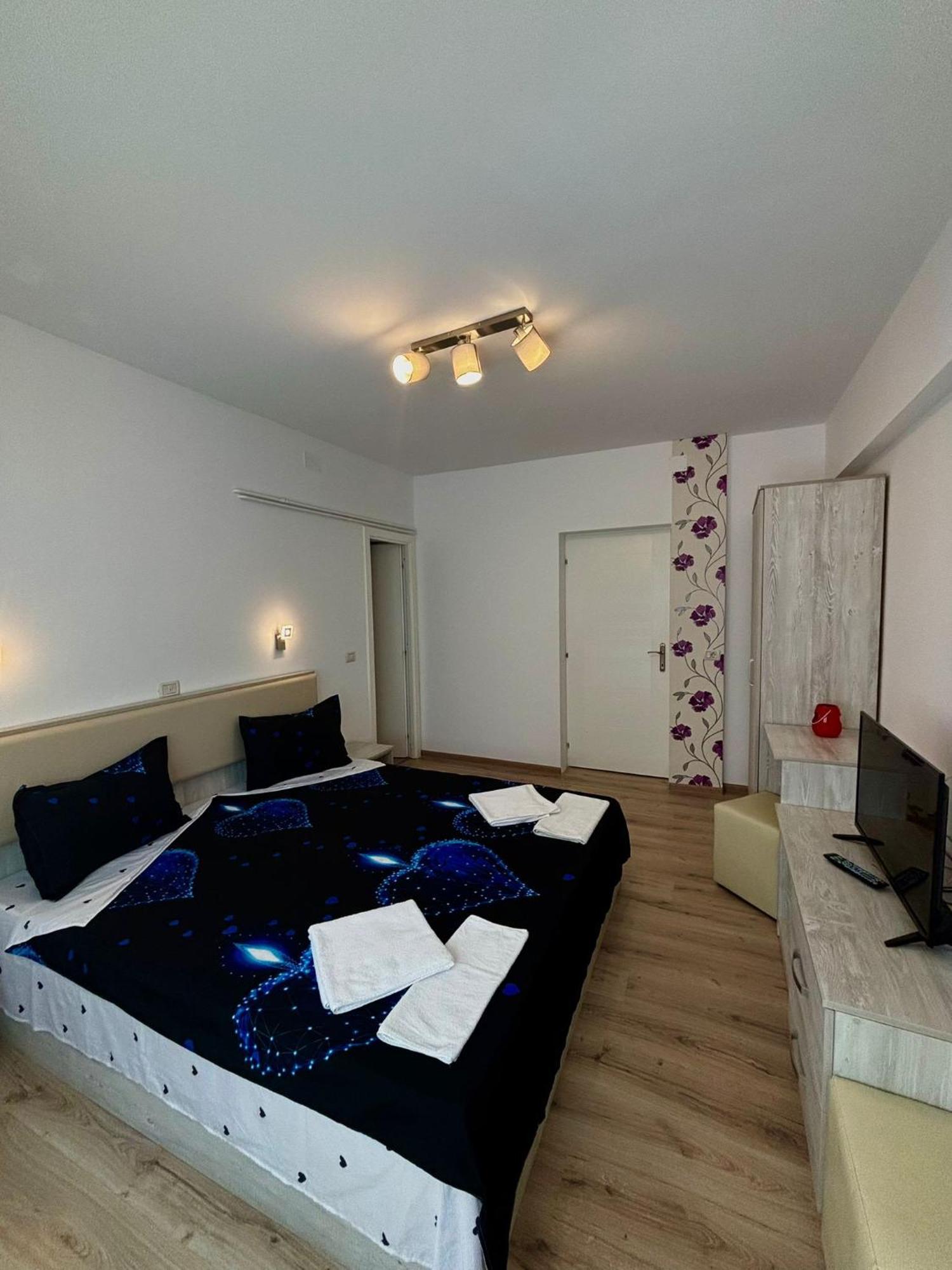Calypso Rooms Făgăraş Екстериор снимка
